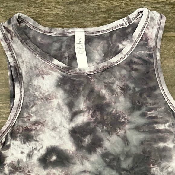 Lululemon Long for Length TankDiamond Dye Glacier‎ Grey Moonwalk - Picture 7 of 7